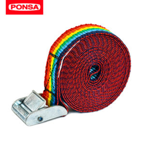 Dispositivo diseñado para garantizar la seguridad en el transporte de cargas, mediante la sujeción de la carga con cinta textil